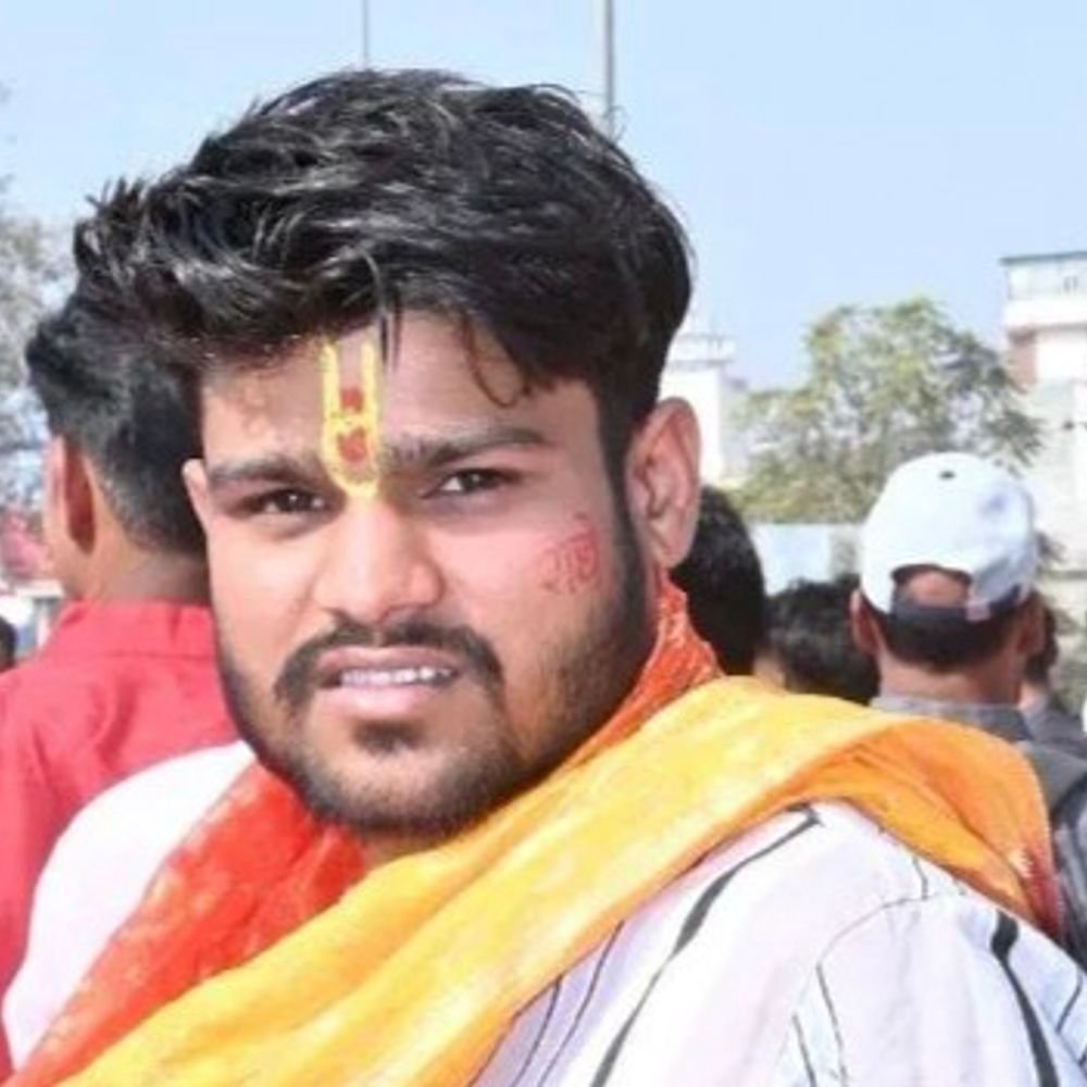 संतकबीरनगर में युवक ने जहरीला पदार्थ खाकर जान दी:आर्केस्ट्रा डांसर पर आत्महत्या के लिए उकसाने का आरोप