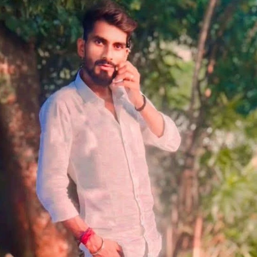पंचायत भवन के पास हिस्ट्रीशीटर की गोली मारकर हत्या:पुलिस जांच में जुटी, मृतक पर 11 मुकदमे दर्ज थे