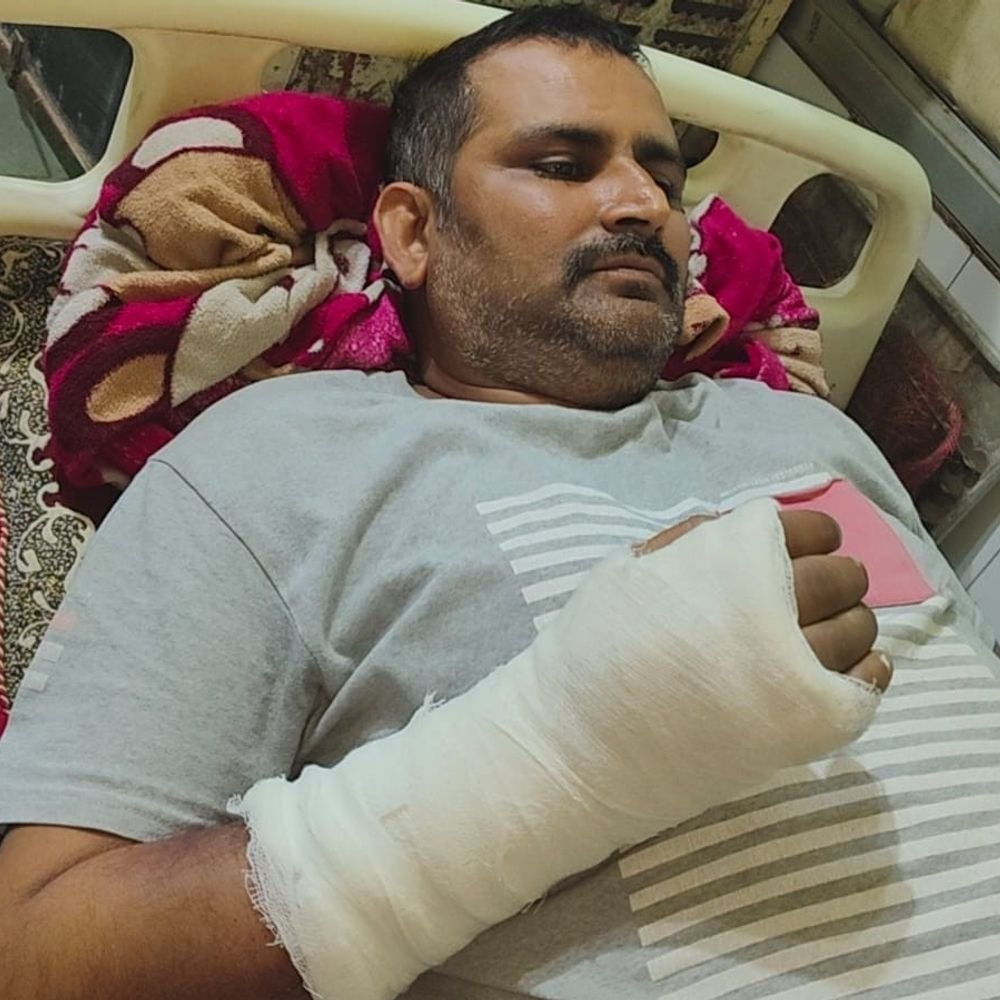 मुजफ्फरनगर में मनीष तोमर को खेतों में घेरकर पीटा:हाथ जोड़कर छोड़ने की गुहार लगाते रहे; SSP बोले- 2 आरोपी गिरफ्तार