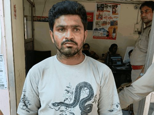 प्रतिबंधित मास की खेप ले जाने वाले 3-आरोपी जेल गए:हिंदू संगठनों ने पकड़ कर पीटा था, सप्लायर के भागने पर हंगामा हुआ था