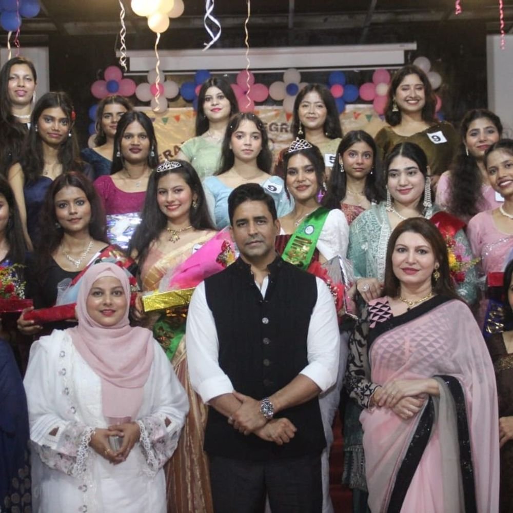 लखनऊ के ईजीडीसी में फ्रेशर्स पार्टी:सांस्कृतिक प्रस्तुतियों से नवागंतुकों का स्वागत, भव्या और भूमिका बनीं मिस फ्रेशर