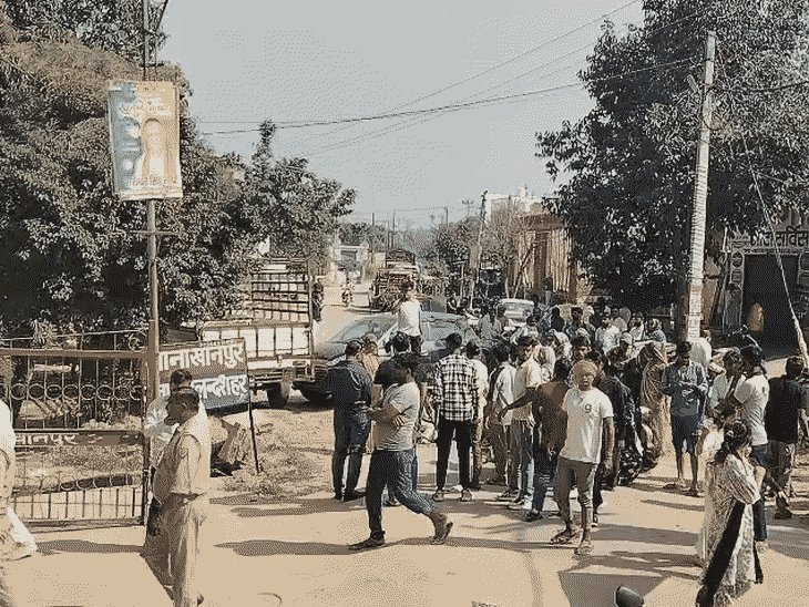 बुलंदशहर में 5 दिन से डॉक्टर लापता:परिजनों ने थाने का घेराव कर की सड़क जाम, अस्पताल पार्टनर पर जताया शक
