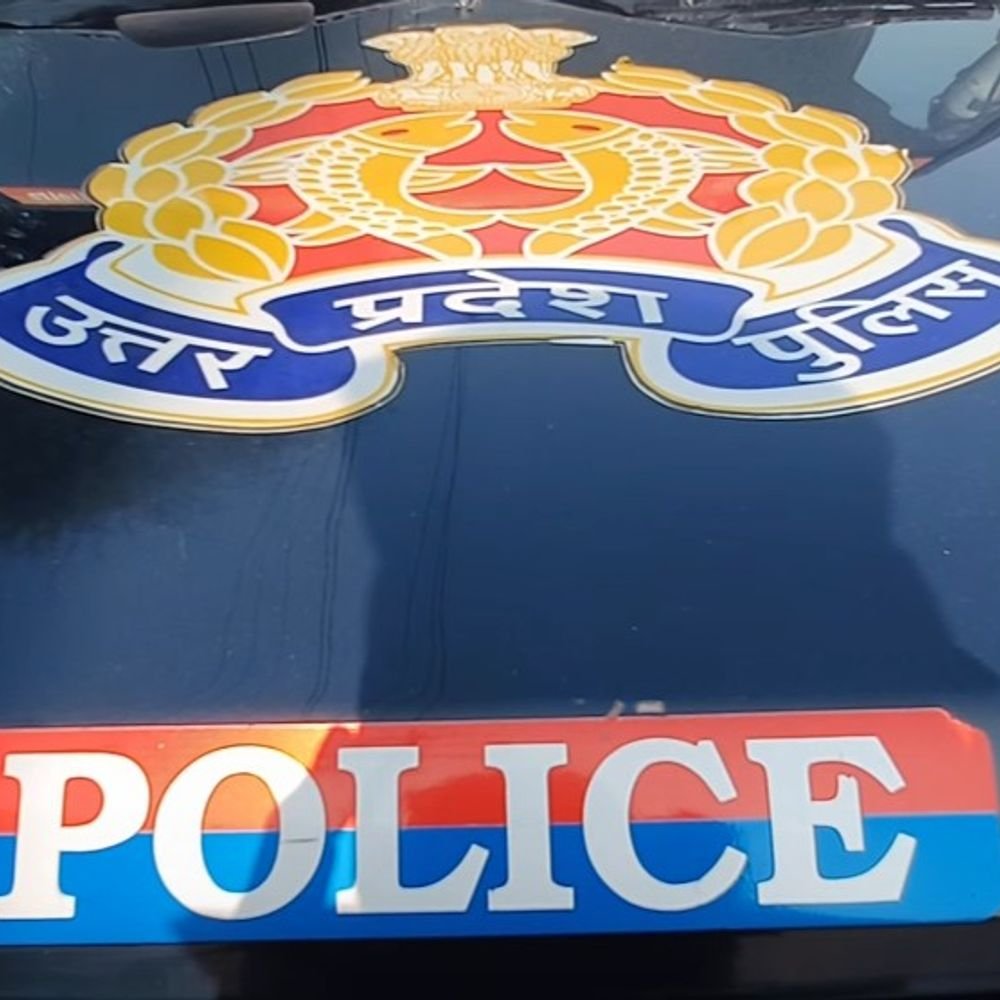 छर्रा इंस्पेक्टर और चौकी इंचार्ज लाइन हाजिर:अलीगढ़ एसएसपी ने दुष्कर्म में मुकदमा न लिखने और विधायक के फार्महाउस के चौकीदार को हिरासत के विवाद में की कार्रवाई