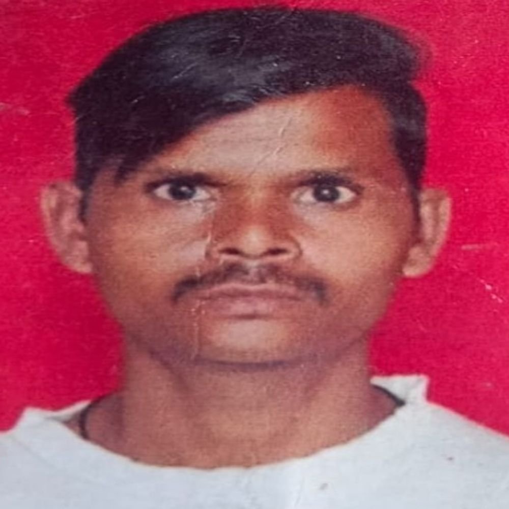 शाहजहांपुर में ससुराल में फंदे पर लटका मिला युवक:मां-बहन ने लगाया पत्नी पर हत्या का आरोप, मौत के बाद भी जा रही थी मेला