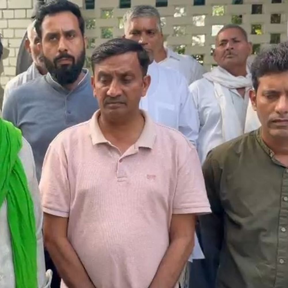 ग्रेटर नोएडा में किसान संघर्ष मोर्चा की बैठक:21 अक्टूबर से यमुना प्राधिकरण पर अनिश्चितकालीन धरना, समाधान तक जारी रहेगा