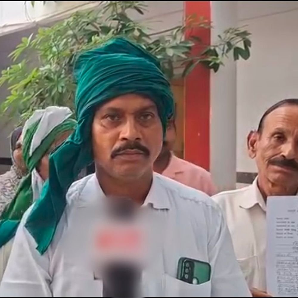 अयोध्या में सरकारी जमीन पर होटल चलाने का आरोप:भाकियू ने बुलडोजर चलाकर कब्जा हटाने की मांग की, SDM ने जांच के लिए टीम बनाई