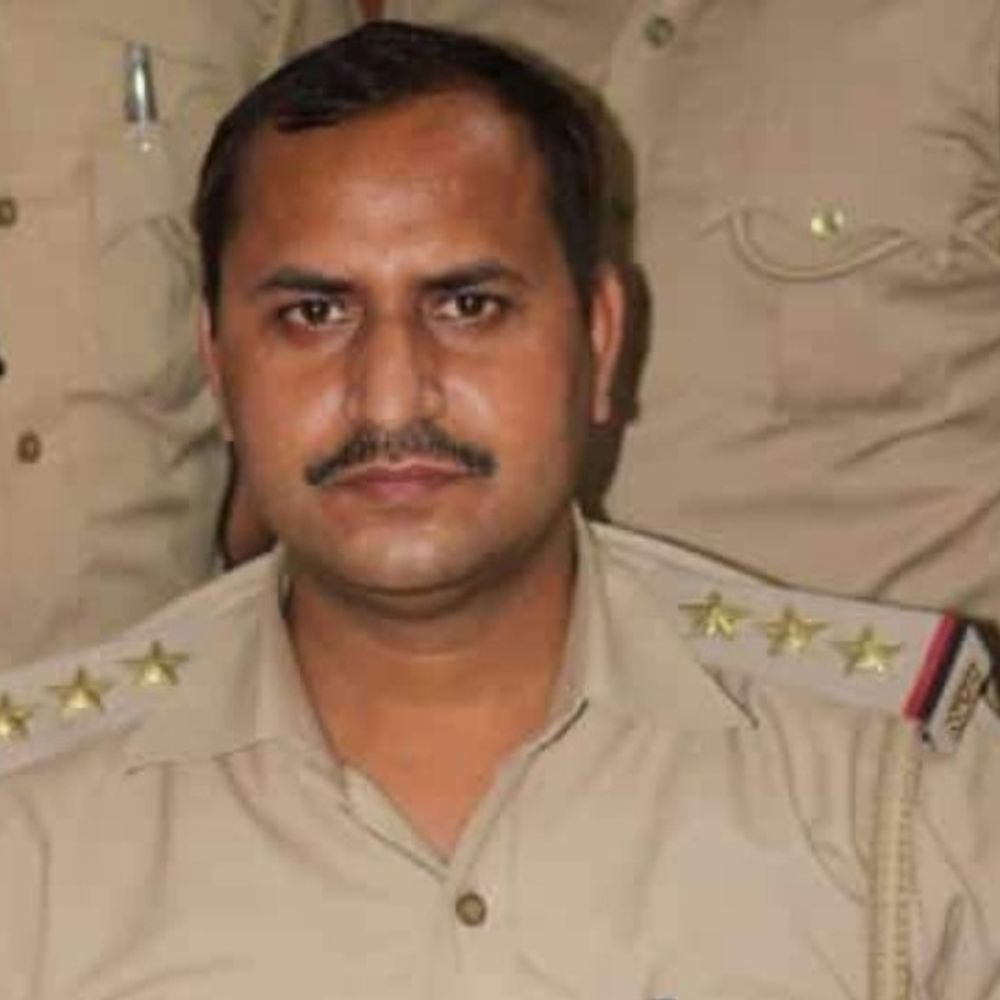 चरित्र सत्यापन में लापरवाही पर कोतवाल और कंप्यूटर ऑपरेटर निलंबित:आपराधिक रिकॉर्ड निर्दोष युवक की रिपोर्ट में दर्ज किया, SP जांच के आदेश दिए