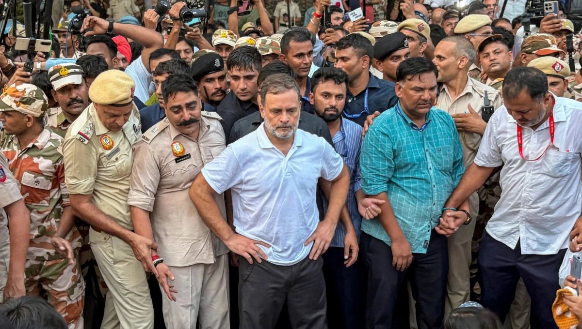 राहुल-प्रियंका पर प्राथमिकी, दिल्ली प्रदर्शन में क्या हुआ?
