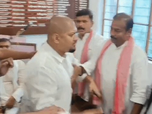गोरखपुर में थप्पड़ कांड पर खुलकर बोलीं काजल निषाद:कहा- पार्टी इस तरह का दुर्व्यहार बर्दाश्त नहीं करेगी, दोषियों पर हो कठोर कार्रवाई