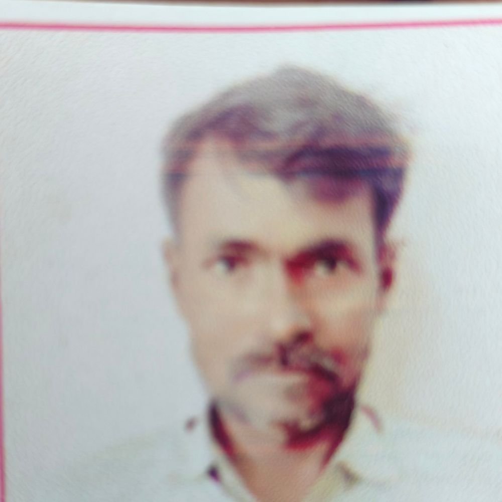 फतेहपुर में सेफ्टी टैंक में उतरे युवक की मौत:शटरिंग निकालते समय जहरीली गैस की चपेट में आने से गई जान, पुलिस जांच में जुटी