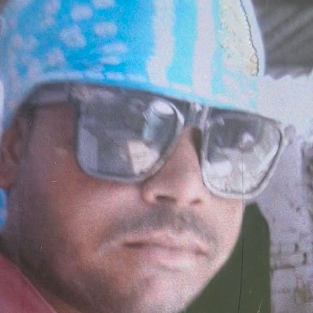 पिकअप की टक्कर से बाइक सवार युवक की मौत:बदायूं में ससुराल जाते समय हादसा, सीसीटीवी फुटेज खंगाल रही पुलिस