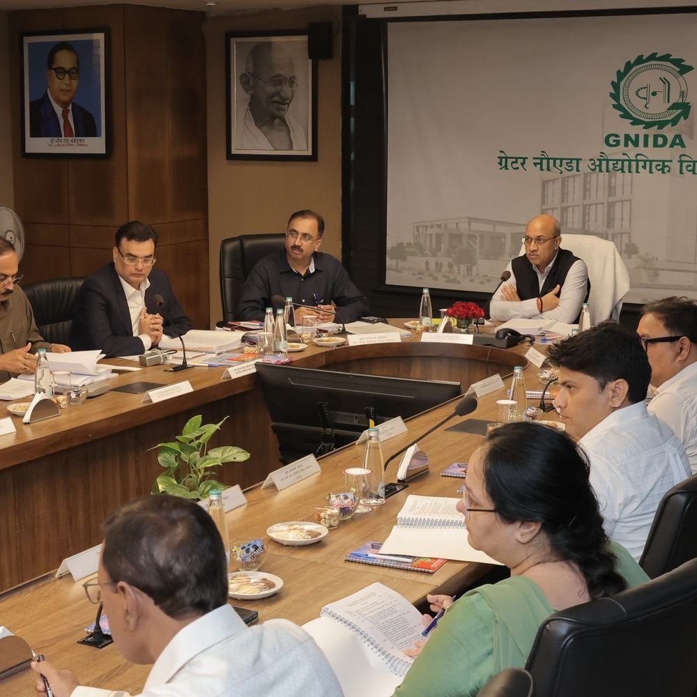 ग्रेटर नोएडा प्राधिकरण ने किसानों को राहत दी:145वीं बोर्ड बैठक में अतिरिक्त मुआवजे, रोजगार केंद्र और नए थाने के लिए जमीन आवंटन को मंजूरी