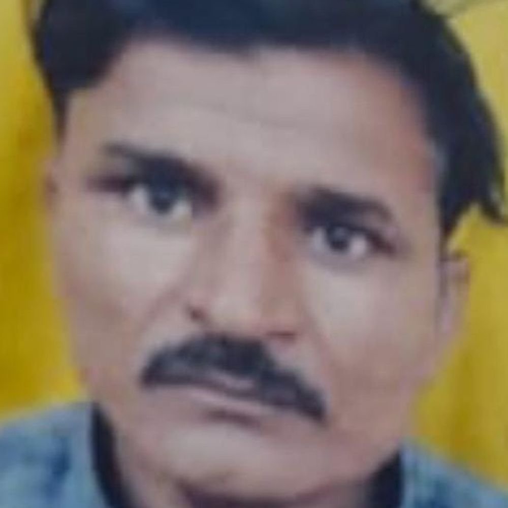 मां-बेटी की हत्या का 25-हजार का इनामी कोर्ट में सरेंडर:एटा में पिता समेत 3 पहले ही जा चुके हैं जेल, प्रेम संबंध के शक में साजिश