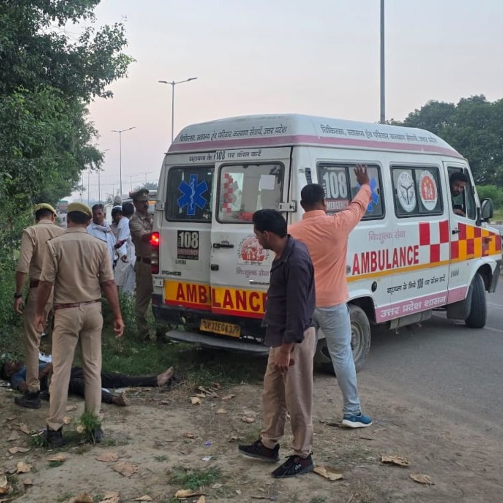 आज अखबार नहीं, इटावा की कल की 5 बड़ी खबरें:सड़क हादसा, पिता की मौत और मां-बेटी गंभीर, मेघनाद-कुंभकर्ण के पुतले नहीं जले