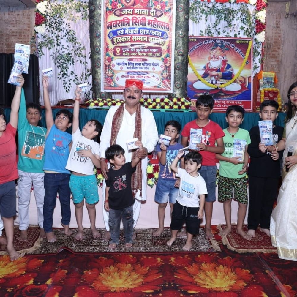 झूलेलाल भवन में सिंधी महोत्सव आयोजित:मेधावी छात्र-छात्राओं को मिला विशेष सम्मान, गरबा-डांडिया संग हुईं रंगारंग सांस्कृतिक प्रतियोगिताएं