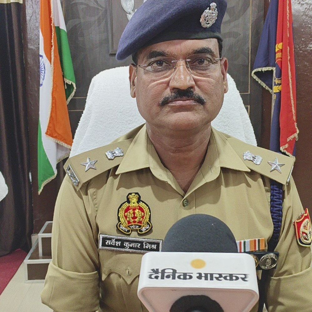 मऊ में 34 SI का तबादला:एसपी सर्वेश कुमार मिश्रा ने जारी किया आदेश, कई थानों को मिले नए अधिकारी