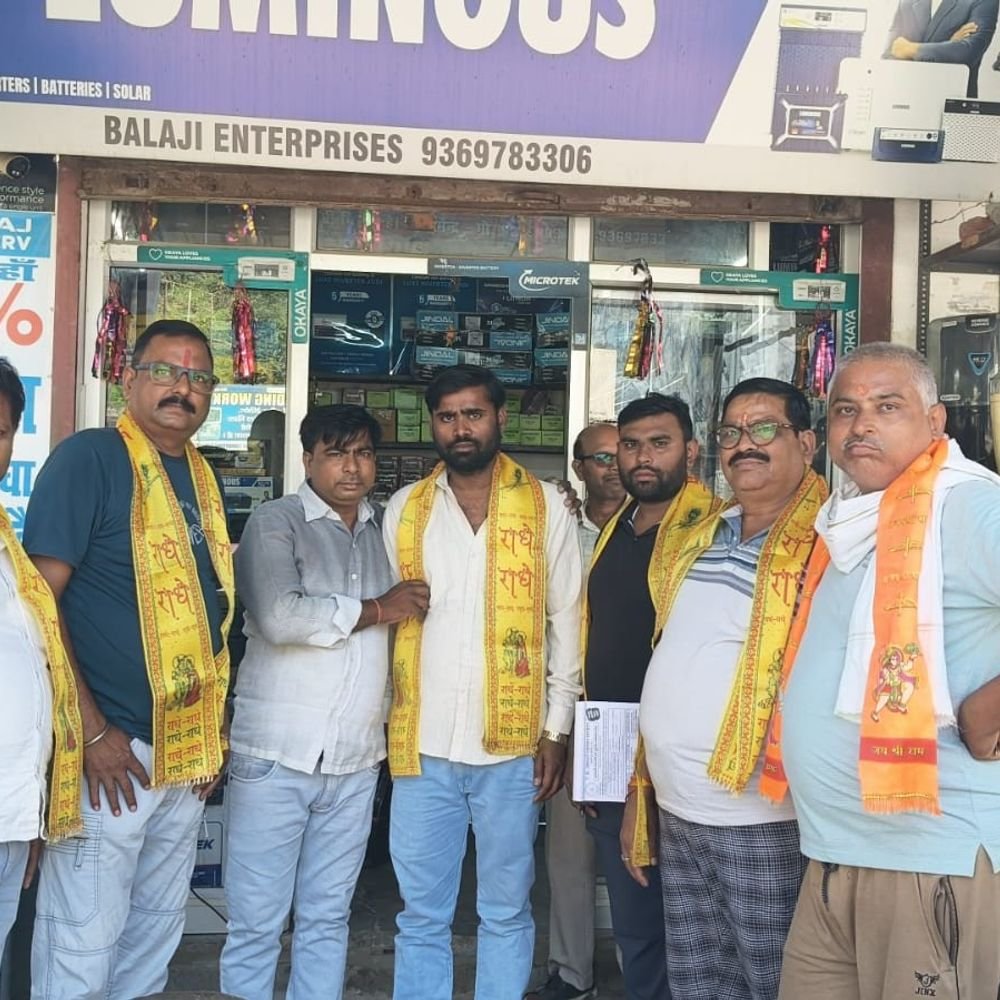 'समस्या आपकी, समाधान हमारा' अभियान:आदर्श व्यापार मंडल ने व्यापारियों की समस्याएं सुनीं, आश्वासन दिया