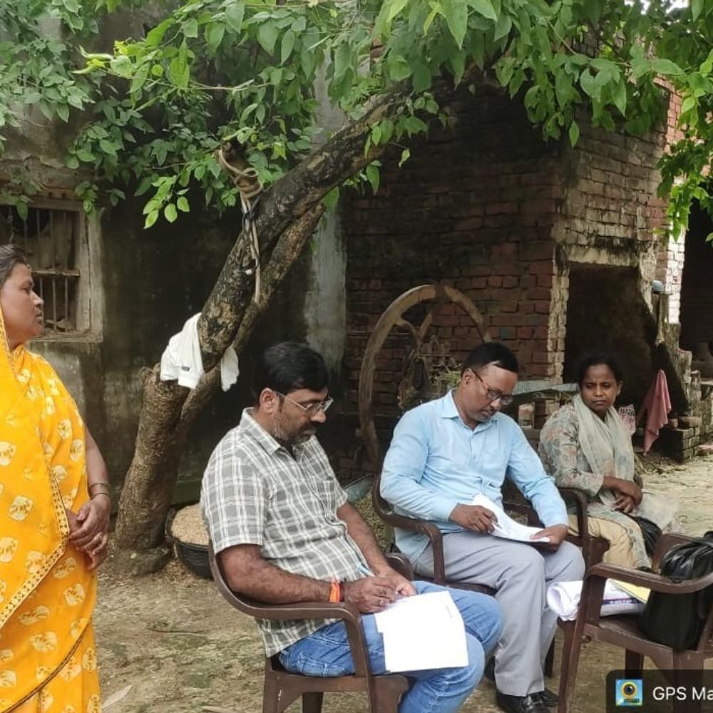 दिमागी बुखार का मरीज मिलने से स्वास्थ्य विभाग अलर्ट:जौनपुर में परिवार और पड़ोसियों समेत 47 लोगों के सैंपल जांच को भेजे