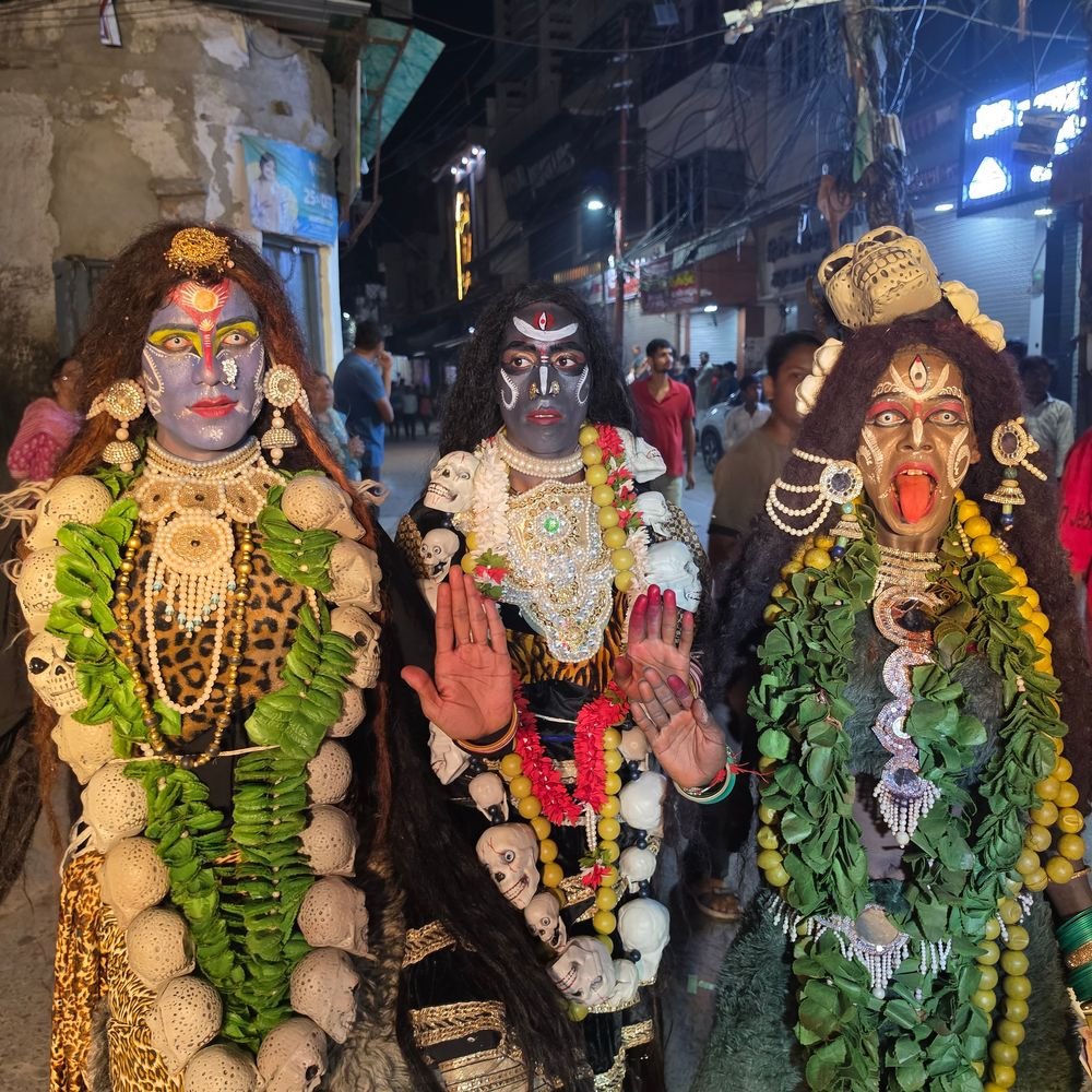 बैंड-बाजों और झांकियों के साथ निकली श्रीराम बारात:जामा मस्जिद से होते हुए रामलीला मैदान पहुंची बारात; सीता स्वयंवर के साथ समापन