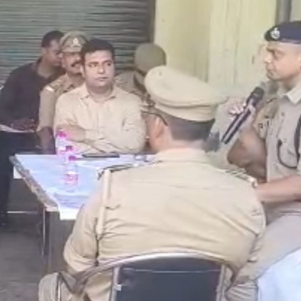 बिठूर नगर पंचायत उपचुनाव कल, सुरक्षा के कड़े इंतजाम:डीसीपी पश्चिम ने पुलिसकर्मियों को ब्रीफ किया, मतदाताओं को डराने वालों पर होगी कार्रवाई