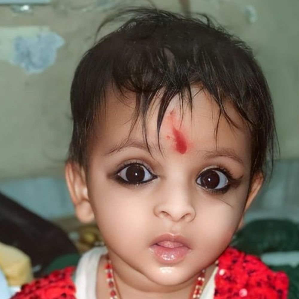 तालाब में डूबने से 4 साल की बच्ची की मौत:हमीरपुर में घर से 35 मीटर दूर खेल रही थी, पड़ोसियों ने बाहर निकाला