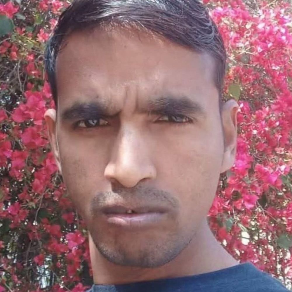 भदोही के युवक की दिल्ली में मौत:आनंद विहार रेलवे स्टेशन पर ट्रेन से गिरने से हुआ था हादसा, इलाज के दौरान तोड़ा दम