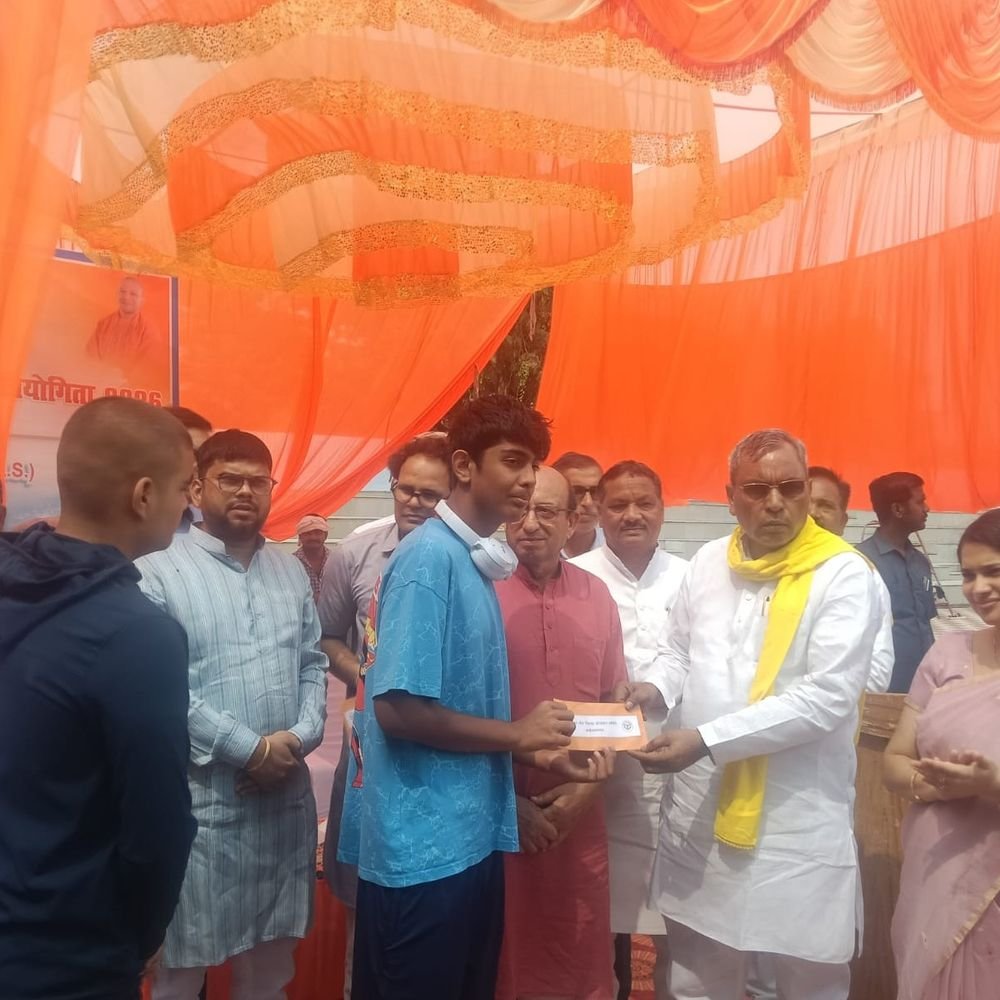 राजभर बोले- अखिलेश को हमारी चिंता सता रही:धार्मिक आयोजनों को राजनीतिक मंच बनाने और चुनाव आयोग पर आरोप लगाने पर साधा निशाना