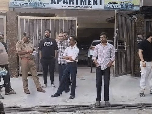कानपुर में डॉक्टर ने खुद को रिवाल्वर से गोली मारी:पत्नी से झगड़े के बाद किया सुसाइड, कानपुर देहात में तैनात थे