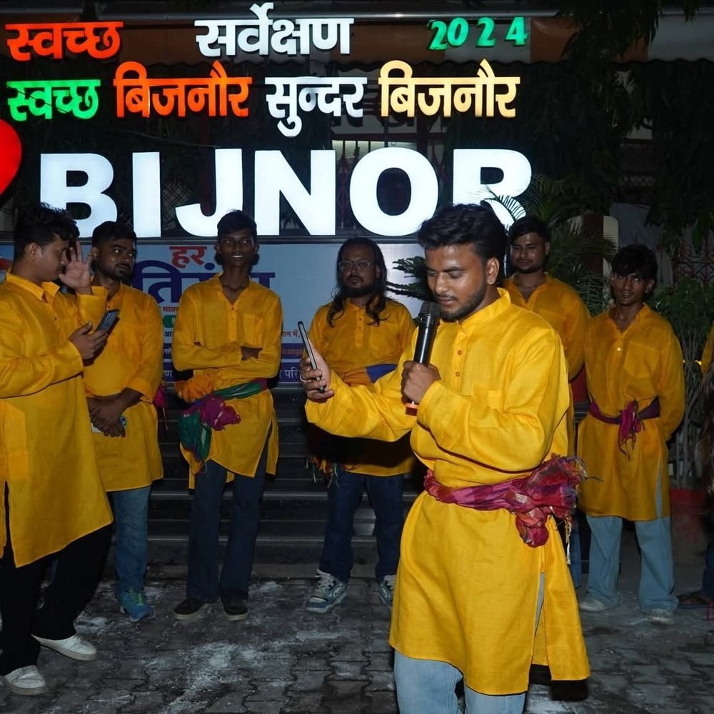 बिजनौर में 'नमो सेवा' नुक्कड़ नाटक:कलाकारों ने जनकल्याण योजनाओं पर आधारित प्रस्तुतियां दीं