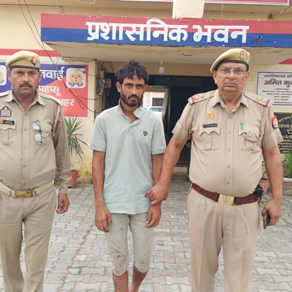 डेढ़ साल के बेटे की हत्या करने वाला पिता गिरफ्तार:बुलंदशहर में शव काली नदी में फेंकने जा रहा था, लोगों ने पकड़ा