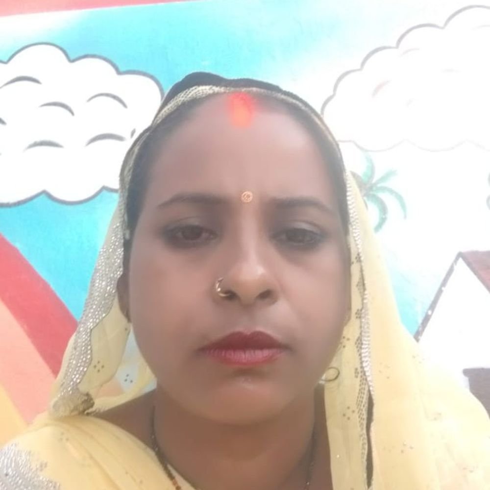महिला का शव पेड़ से लटका मिला:बेटे ने मारपीट कर जबरन ले जाने की शिकायत की थी, आरोपी हिरासत में