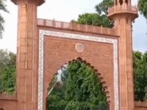 कल आएंगे सुप्रीम कोर्ट के जस्टिस ऑगस्टीन जॉर्ज मसीह:एएमयू में सर सैयद डे पर मुख्य अतिथि के रूप में होंगे शामिल, तीन अन्य दिग्गज अतिथि भी समारोह में लेंगे हिस्सा