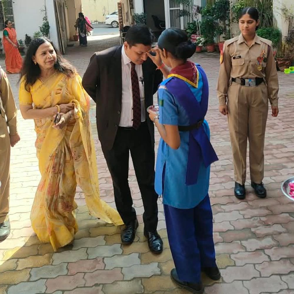 पॉक्सो जागरूकता अभियान:लखनऊ में छात्राओं से कहा- असहजता होने पर बिना डरे शिकायत करें