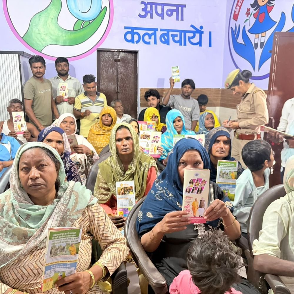 मुजफ्फरनगर में पुलिस की पाठशाला:महिलाओं को बताए गए कानूनी अधिकार और हेल्पलाइन नंबर