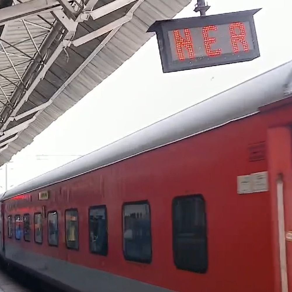 गोरखपुर, बलिया और लखनऊ से चलेंगी PET स्पेशल ट्रेनें:24, 29 और 31 अक्टूबर को चलेंगी गाड़ी; अभ्यर्थियों के लिए की जाएगी व्यवस्था