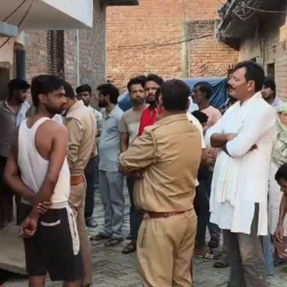 कानपुर देहात में कमरे में मिली मैकेनिक की लाश:रात में खाना खाकर सोया था, परिजन बोले- जहर खाने की आशंका