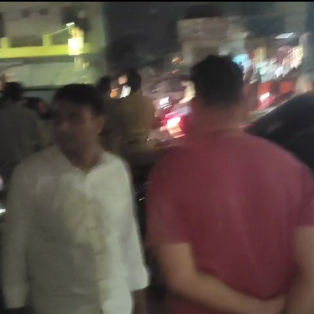 मेरठ में जुए के अड्डे पर 17 लोग गिरफ्तार:42 हजार नकदी बरामद, नौचंदी पुलिस को भनक तक नहीं लगी