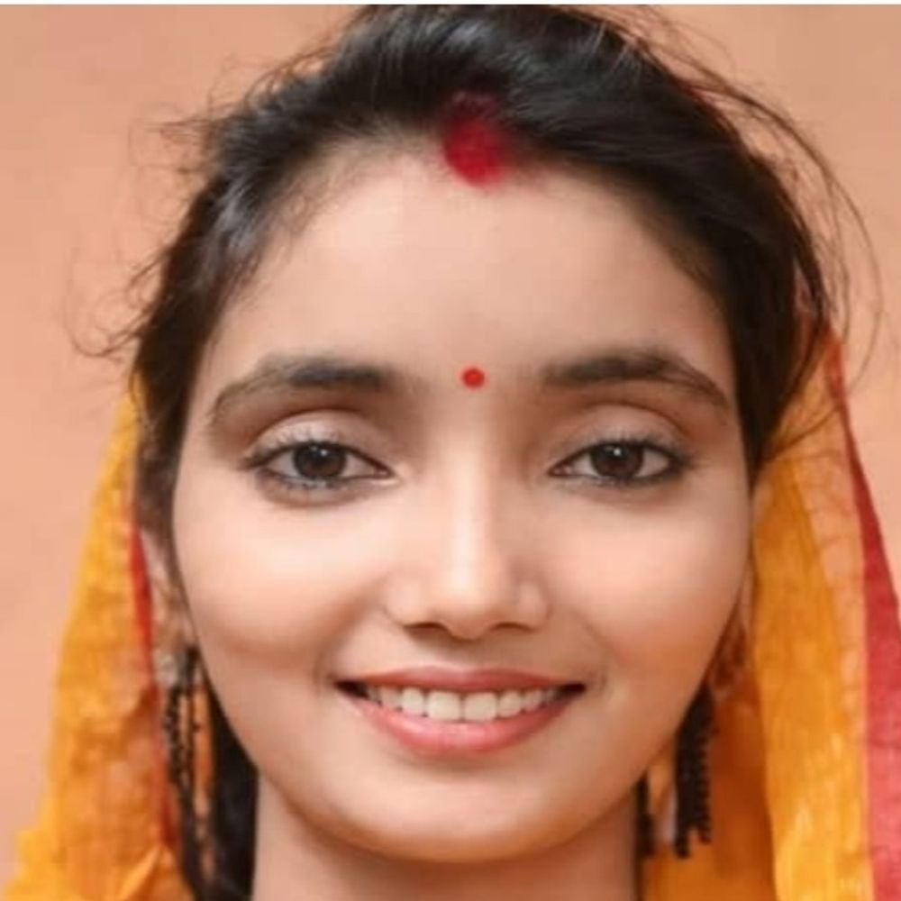 पीलीभीत में विवाहिता का शव फंदे से लटका मिला:मायके वालों ने पति और ससुराल पक्ष पर हत्या का आरोप लगाया
