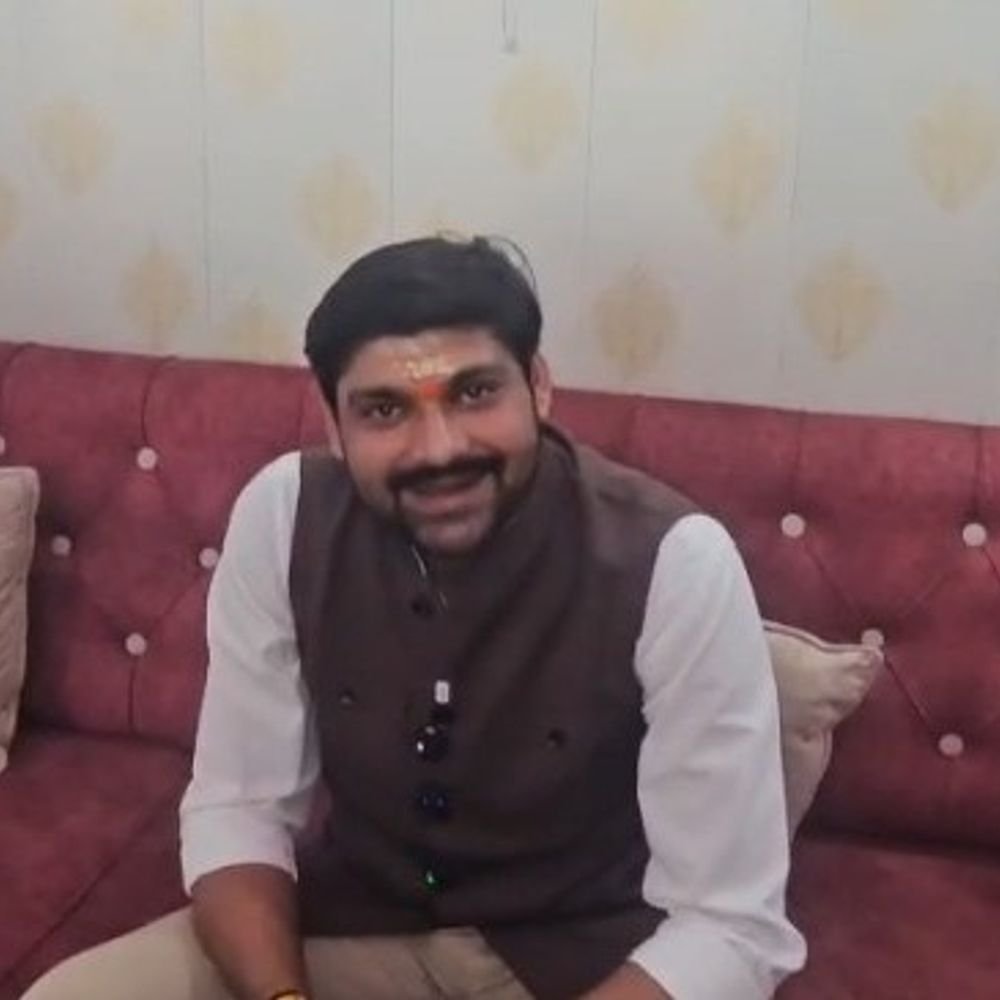 भदोही में अमित सिंह प्रिंस का चुनाव लड़ने का ऐलान:बोले- टिकट मिले या न मिले, हर हाल में लड़ेंगे चुनाव; सियासी हलचल तेज