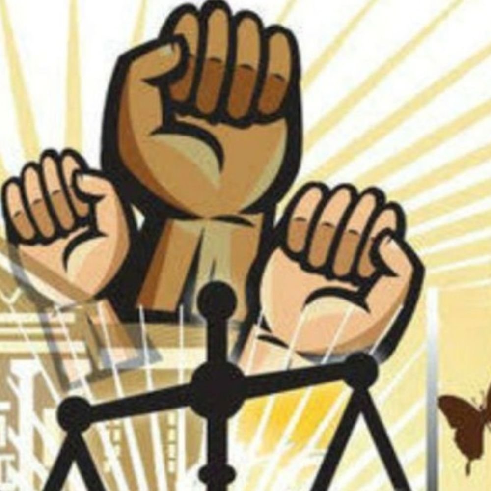 शामली में फाइनेंस कंपनी पर कार्रवाई:किस्तों की समय से पहले कटौती और ब्याज दर विवाद में 50 हजार का जुर्माना