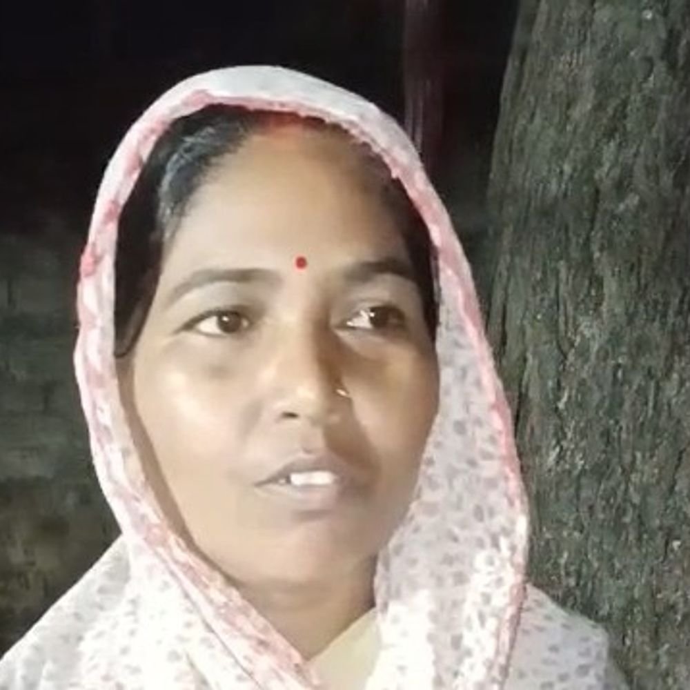 चंदौली में केयरटेकर को 29 महीने से नहीं मिला मानदेय:बोलीं- दफ्तरों के चक्कर काटे, हर बार मिला सिर्फ आश्वासन