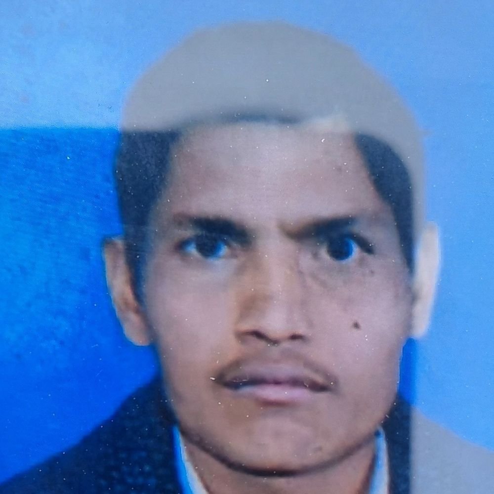 तालाब में मिले युवक की पैनल से हुआ पोस्टमार्टम:रिपोर्ट में गला घोंटने से मौत की पुष्टि, पिता ने हत्या कर शव तालाब में फेंकने की जताई आशंका