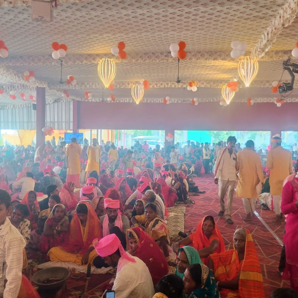 गोंडा में 146 जोड़ों सीएम सामूहिक विवाह के तहत शादी:15 मुस्लिम जोड़ों का निकाह, डीएम प्रियंका निरंजन ने दी शुभकामनाएं