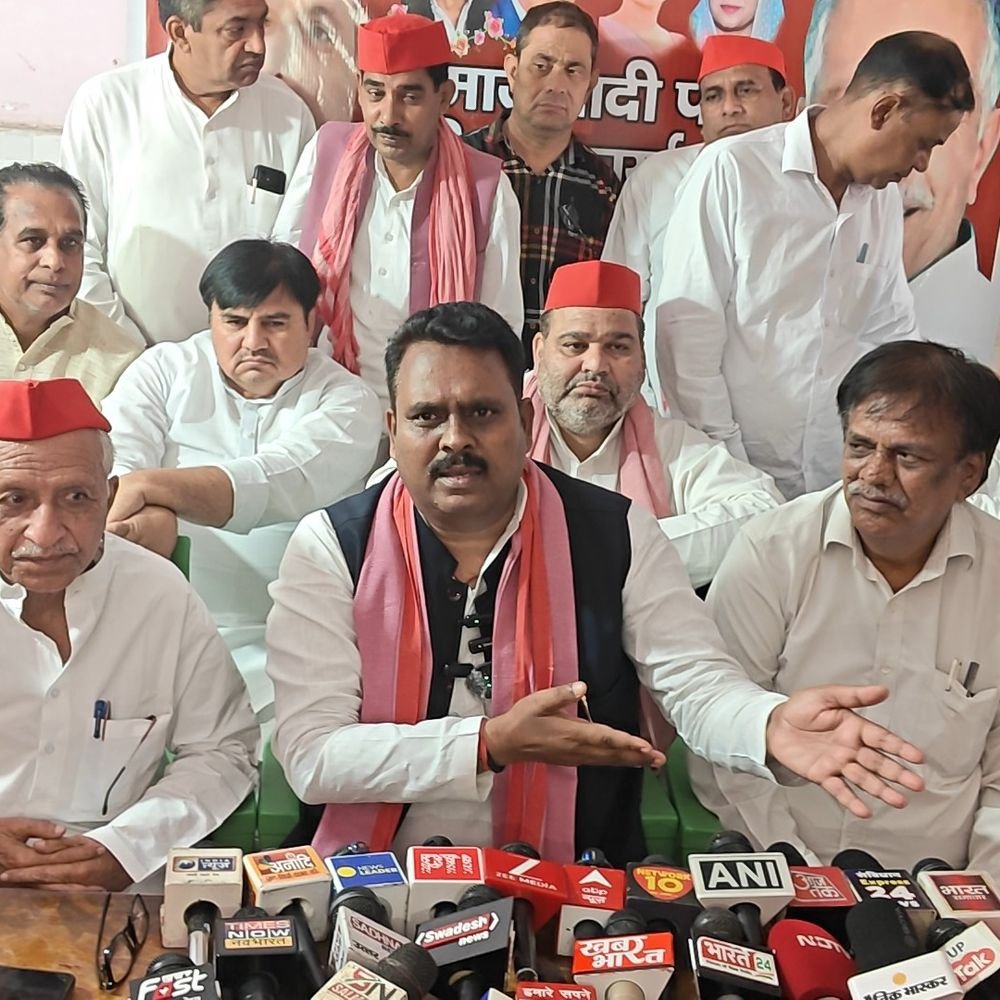 बिना दिमाग वालों की सरकार चला रहे प्रधानमंत्री:सहारनपुर में पूर्व एमएलसी बोले–मंत्री नहीं, अखिलेश को गाली देने के लिए आउटसोर्स रखे मंत्री, 2027 में भाजपा का सफाया
