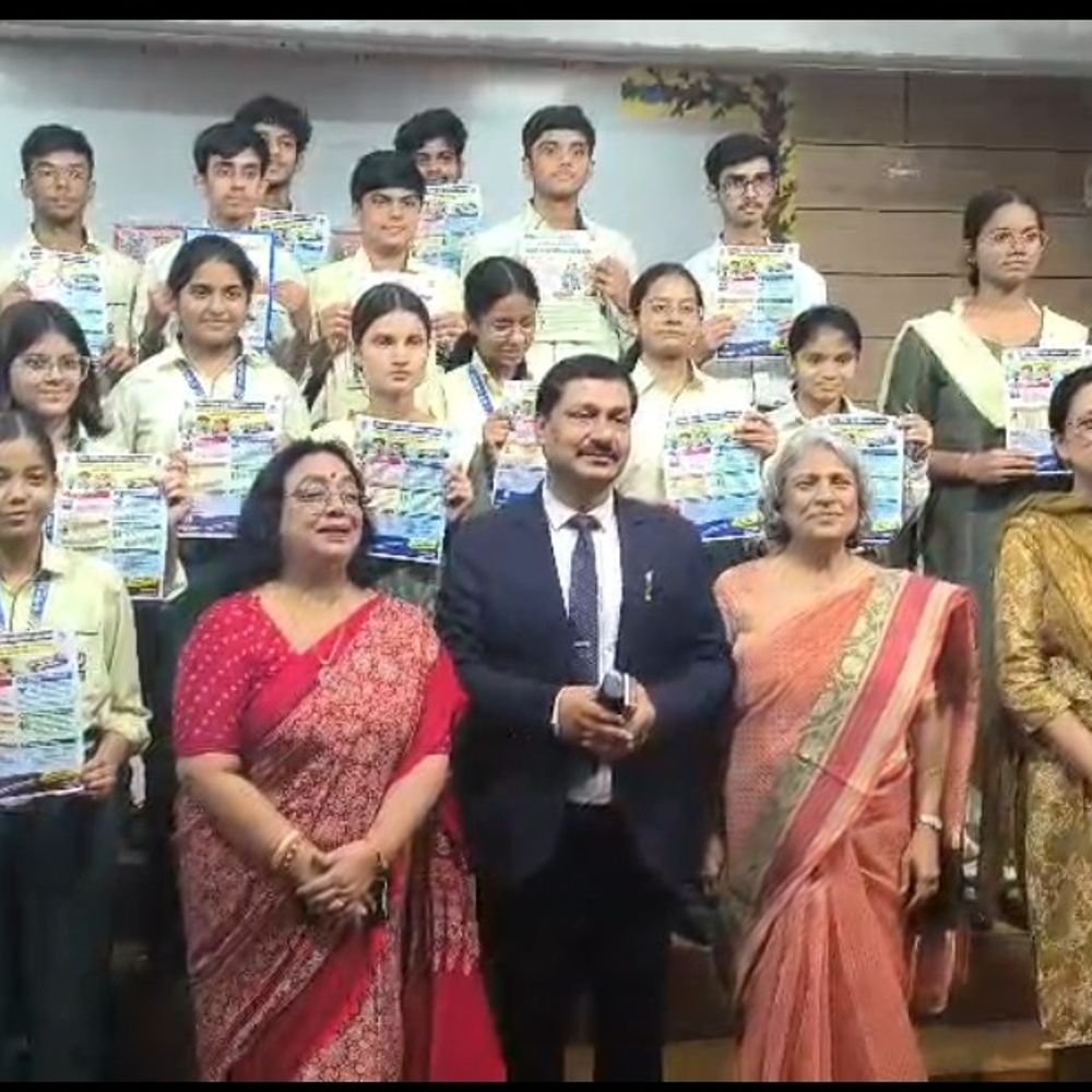 लखनऊ के स्कूलों में पॉक्सो कानून की दी जानकारी:बच्चों को गुड टच-बैड टच समझाया, असुरक्षित स्थिति में बचाव और मदद लेने के तरीके बताए