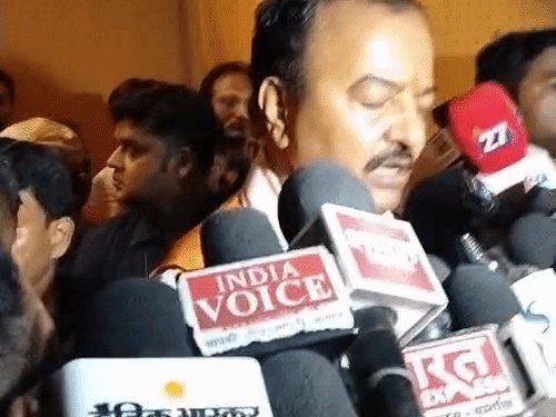 अखिलेश ने पहली बार समझदारी दिखाई:प्रयागराज में केशव बोले- तीसरा प्रत्याशी उतारते तो हम नौवां उम्मीदवार खड़ा करते, उनकी हार तय थी