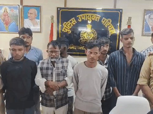 कानपुर में ट्रांसफार्मर चोरी करने वाले गैंग का खुलासा:स्काॅर्पियो से देते थे चोरी को अंजाम, लाइन शॉर्ट करके ट्रांसफार्मर और तार चुराते