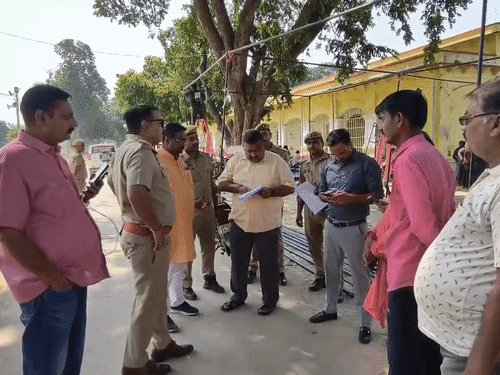 अयोध्या में कल निकलेगी 150 दुर्गा प्रतिमाओं की शोभायात्रा:सुबह 10 बजे जीआईसी मैदान से यात्रा की होगी शुरूआत, निर्मली कुंड में विसर्जन; सुरक्षा के लिए जोन-सेक्टर में बंटेगा पूरा मार्ग