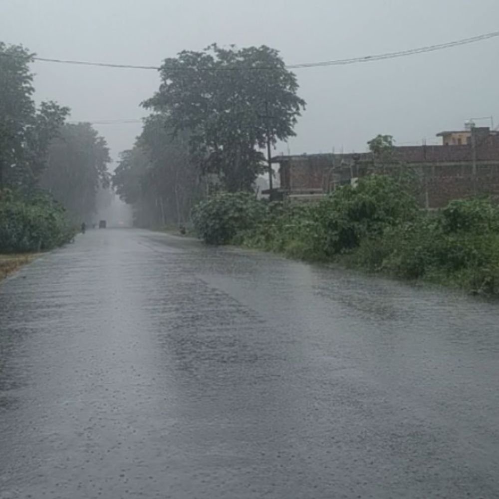सिद्धार्थनगर में दो घंटे तेज बारिश:सीजन की बारिश 952 मिमी पहुंची, अगले 3 घंटे के लिए ऑरेंज अलर्ट जारी