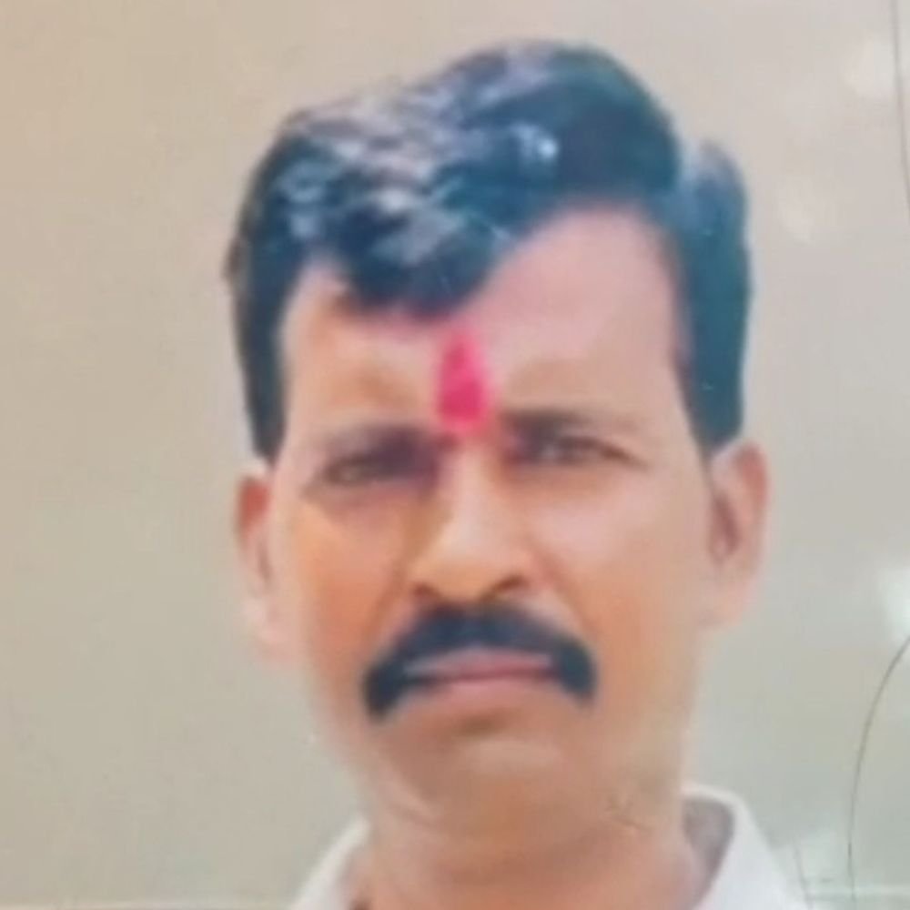देवरिया में राप्ती नदी किनारे मिला युवक का शव:आधार कार्ड से हुई पहचान, गोरखपुर का रहने वाला था